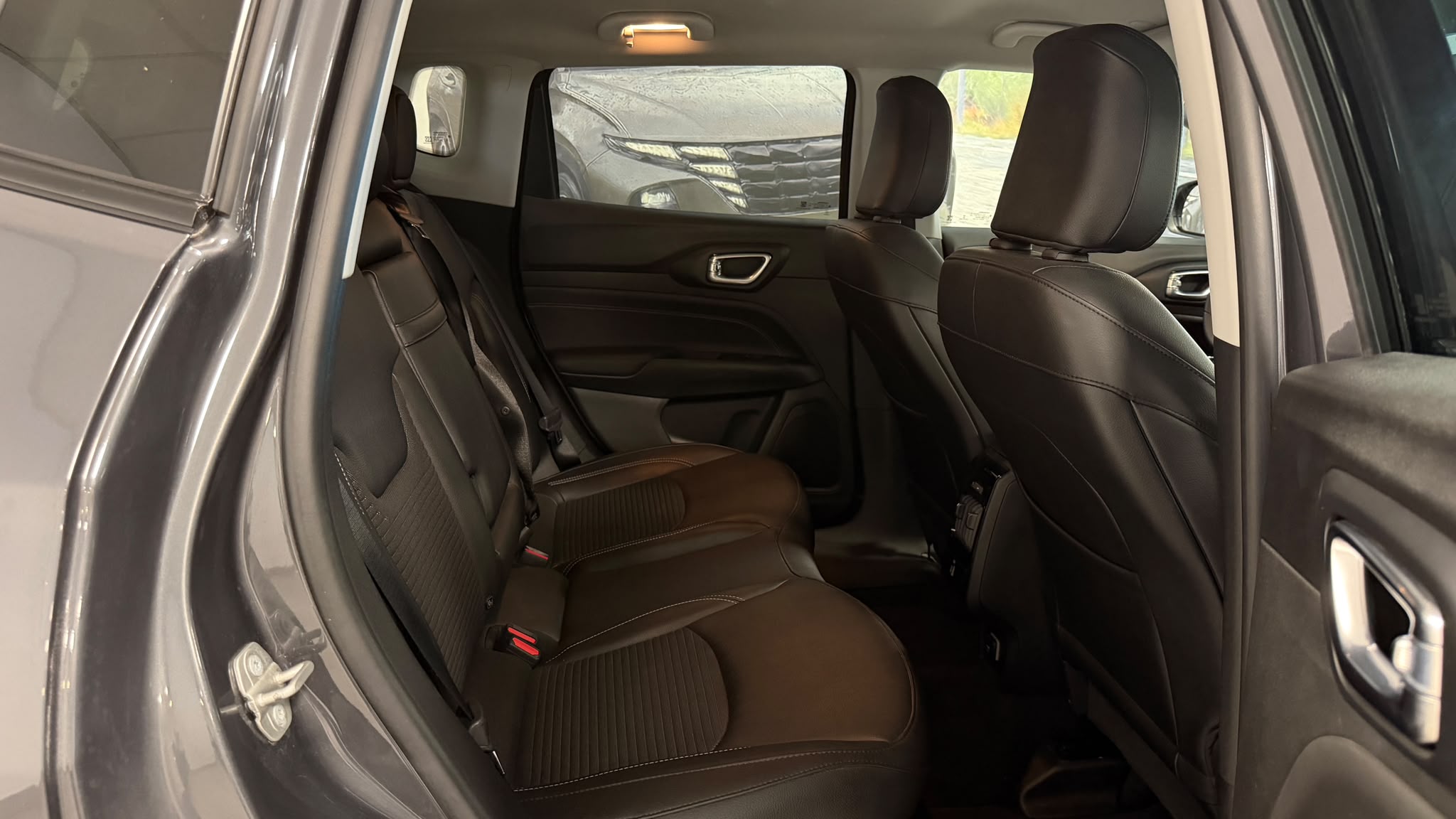 Jeep Compass 2022 - zdjęcie 15