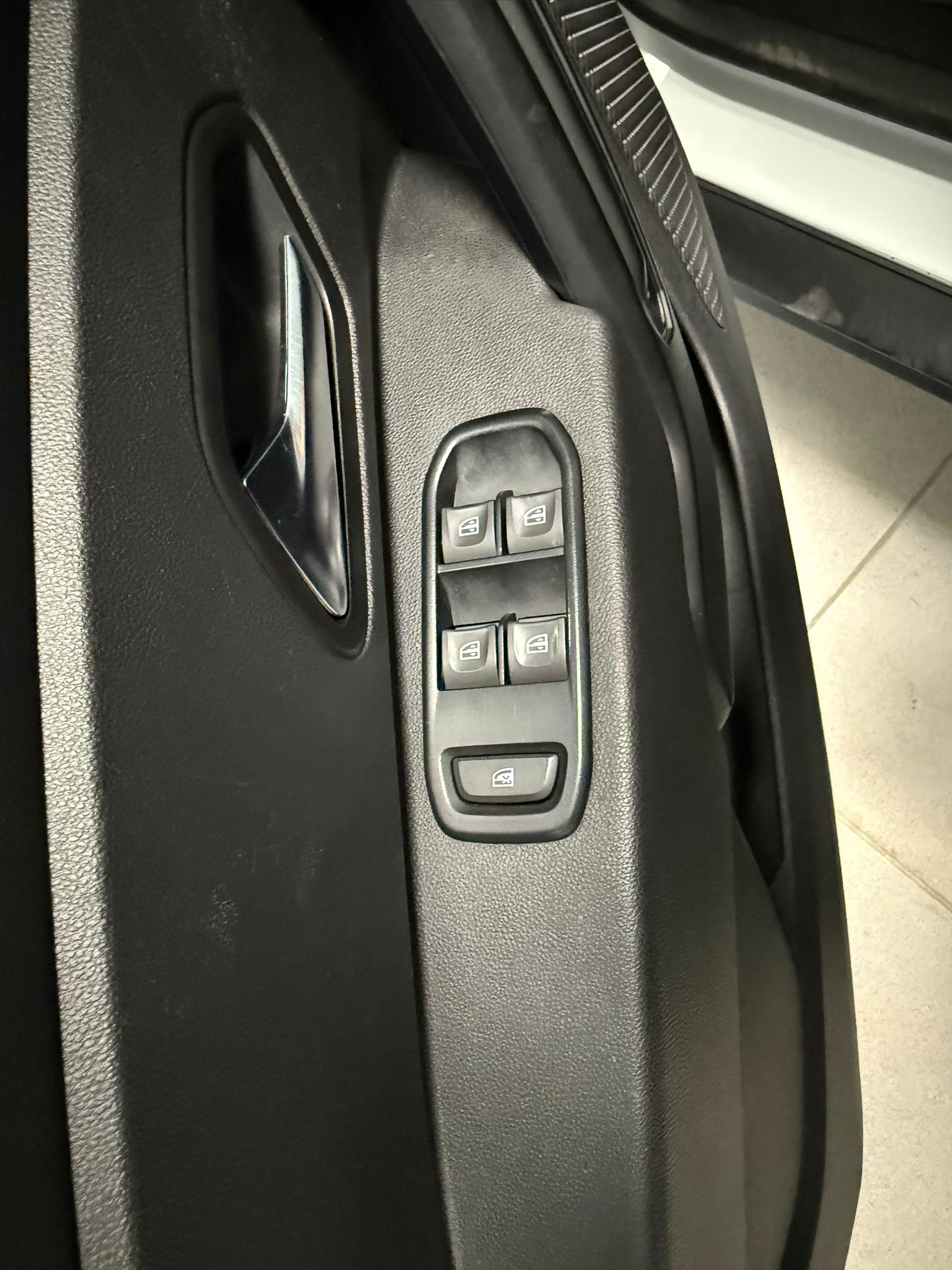 Dacia DUSTER 2020 - zdjęcie 22