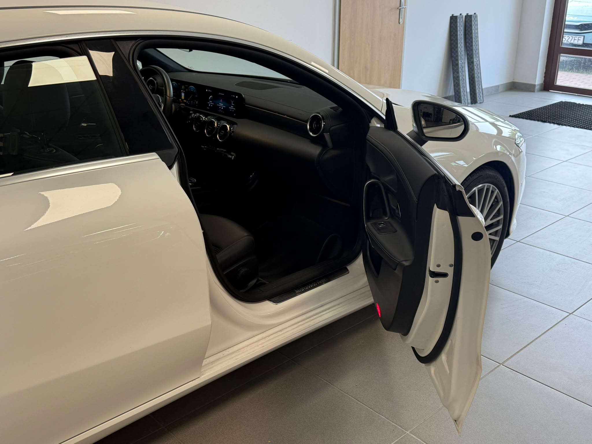 Mercedes-Benz CLA-ShootingBrake 2021 - zdjęcie 8