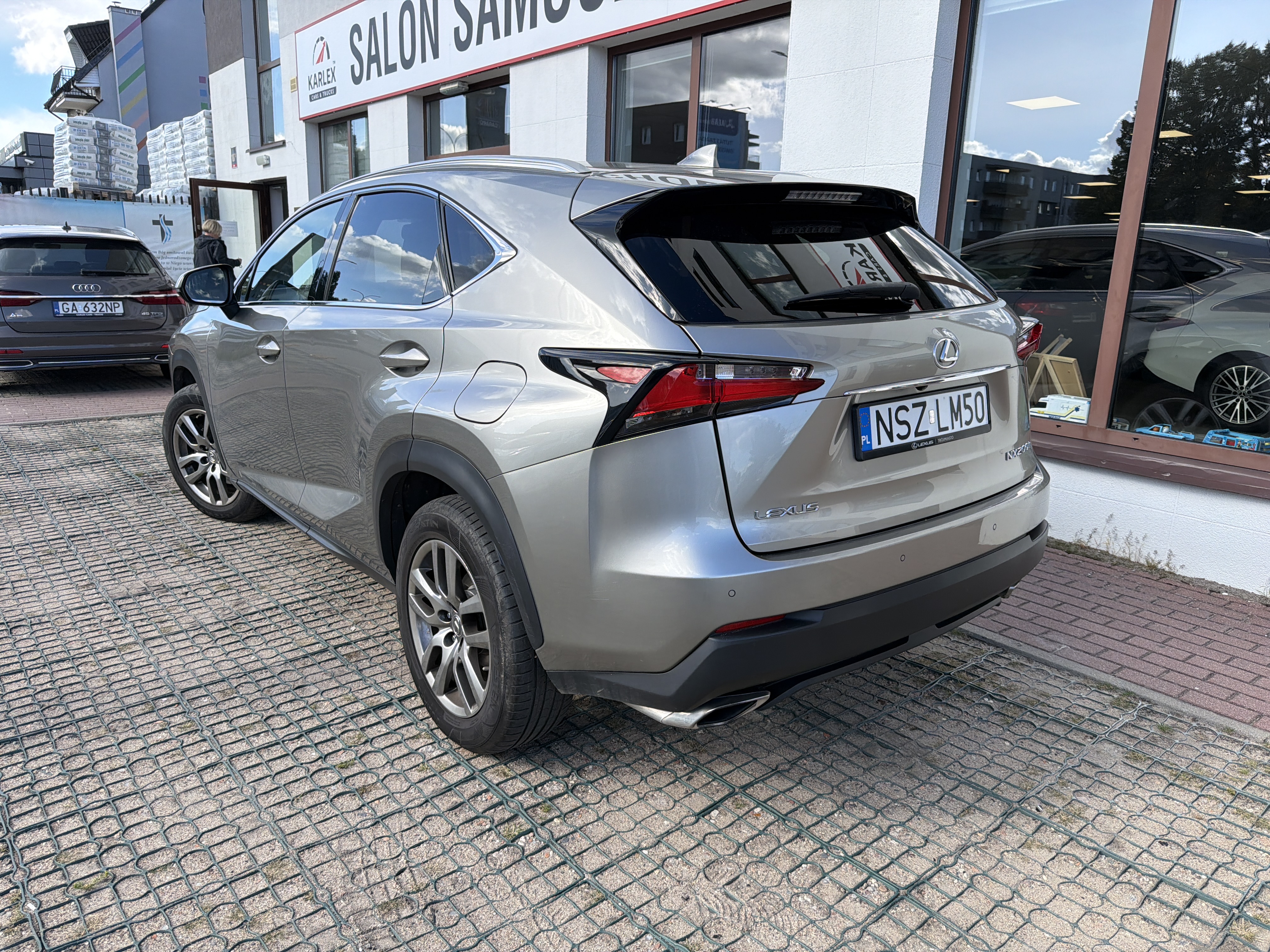 Lexus NX 200 T 2015 - zdjęcie 4