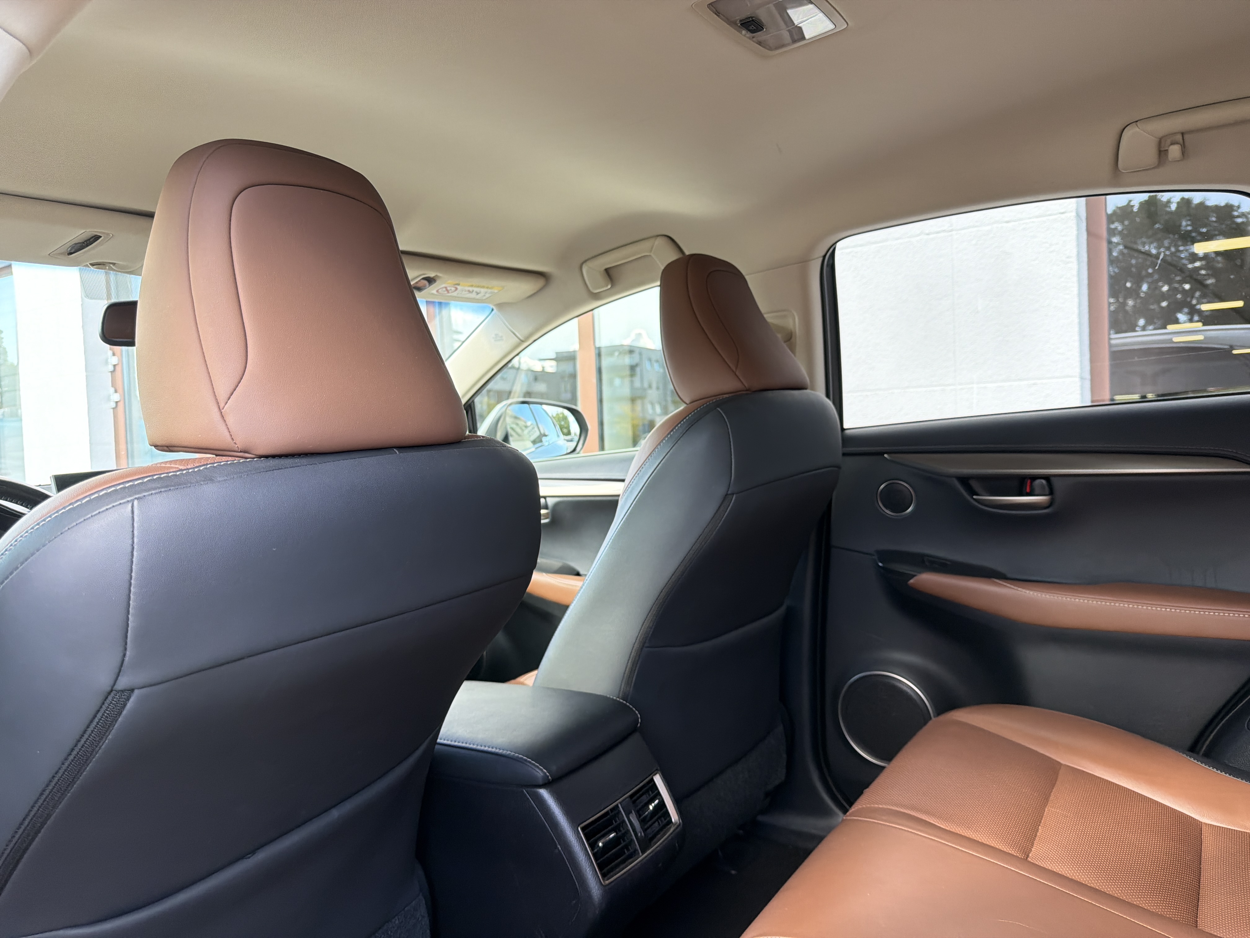 Lexus NX 200 T 2015 - zdjęcie 12