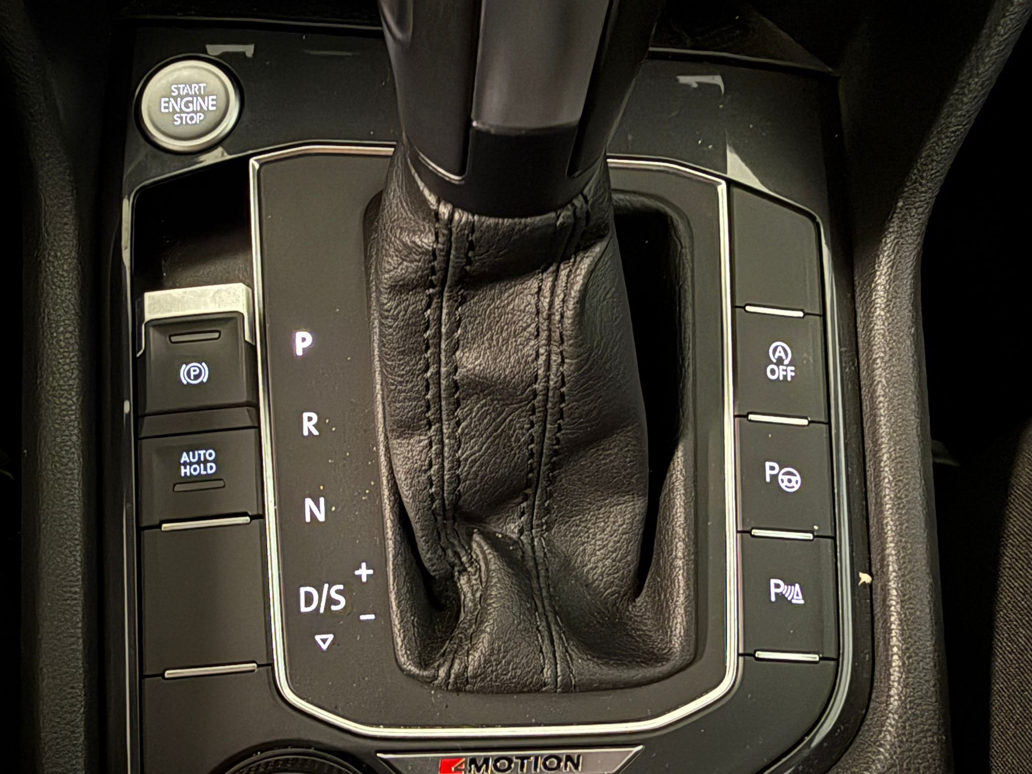 Volkswagen Tiguan 2020 - zdjęcie 26