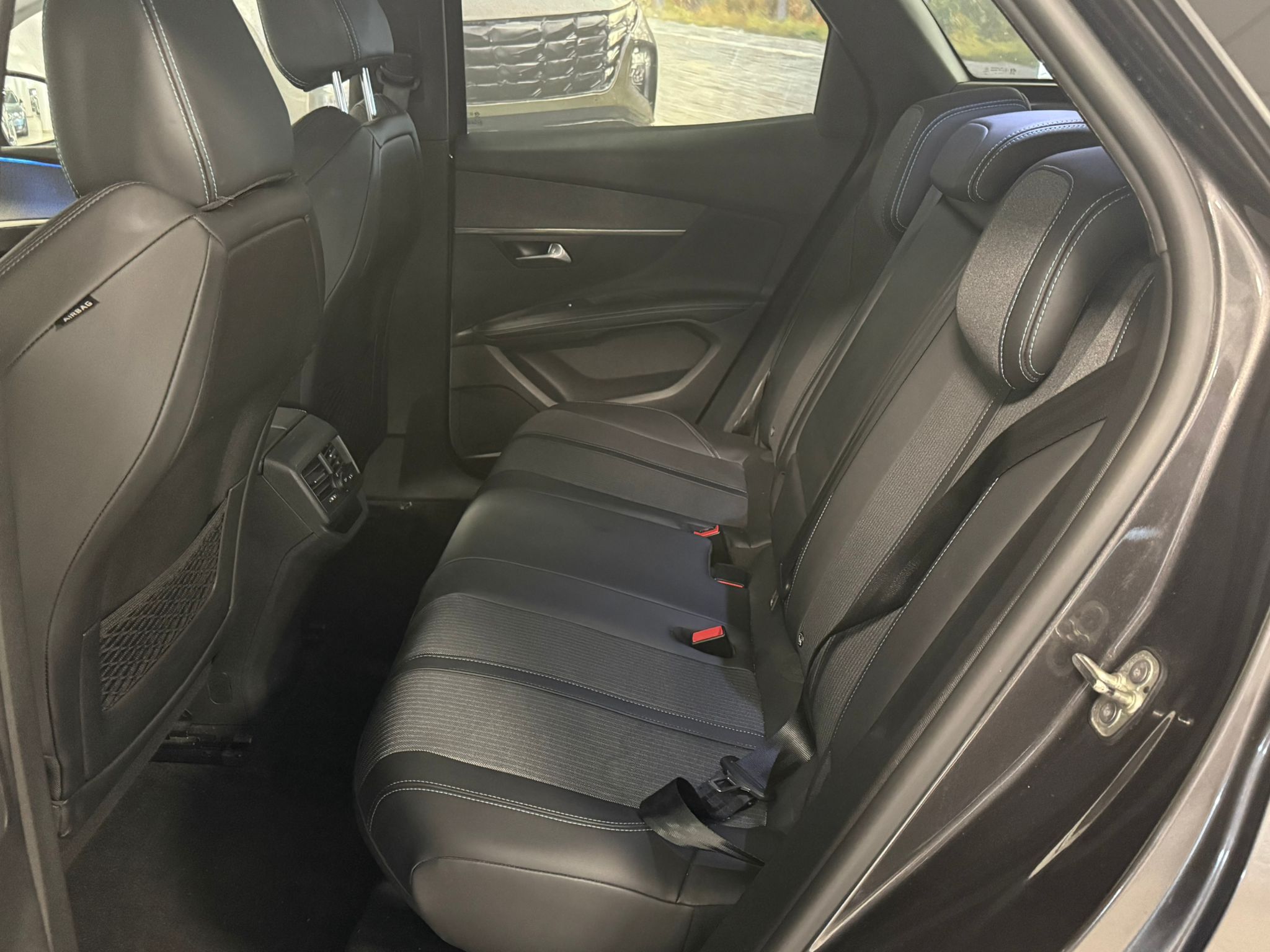 Peugeot 3008 2022 - zdjęcie 17