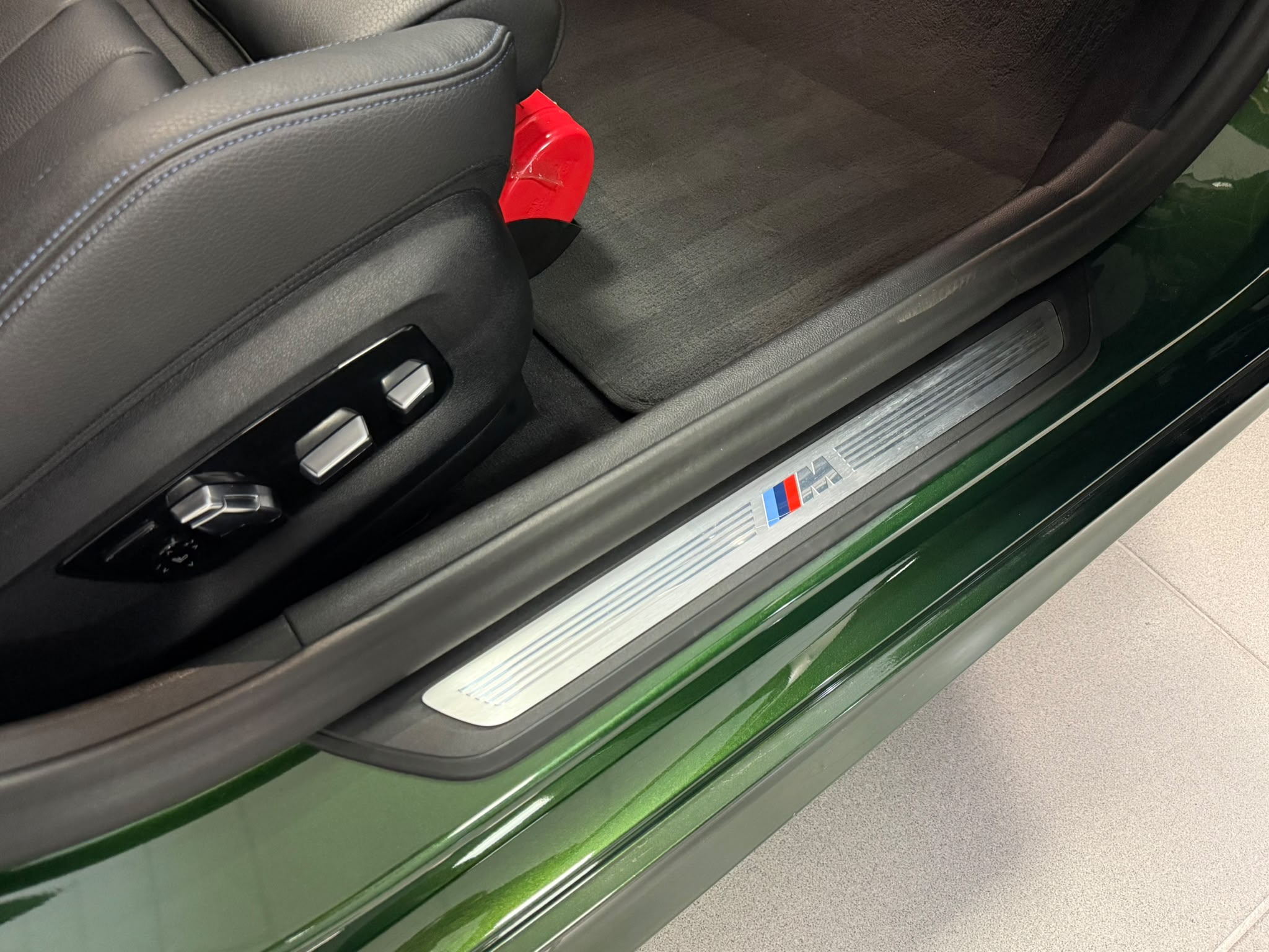 BMW Seria 5 2023 - zdjęcie 43