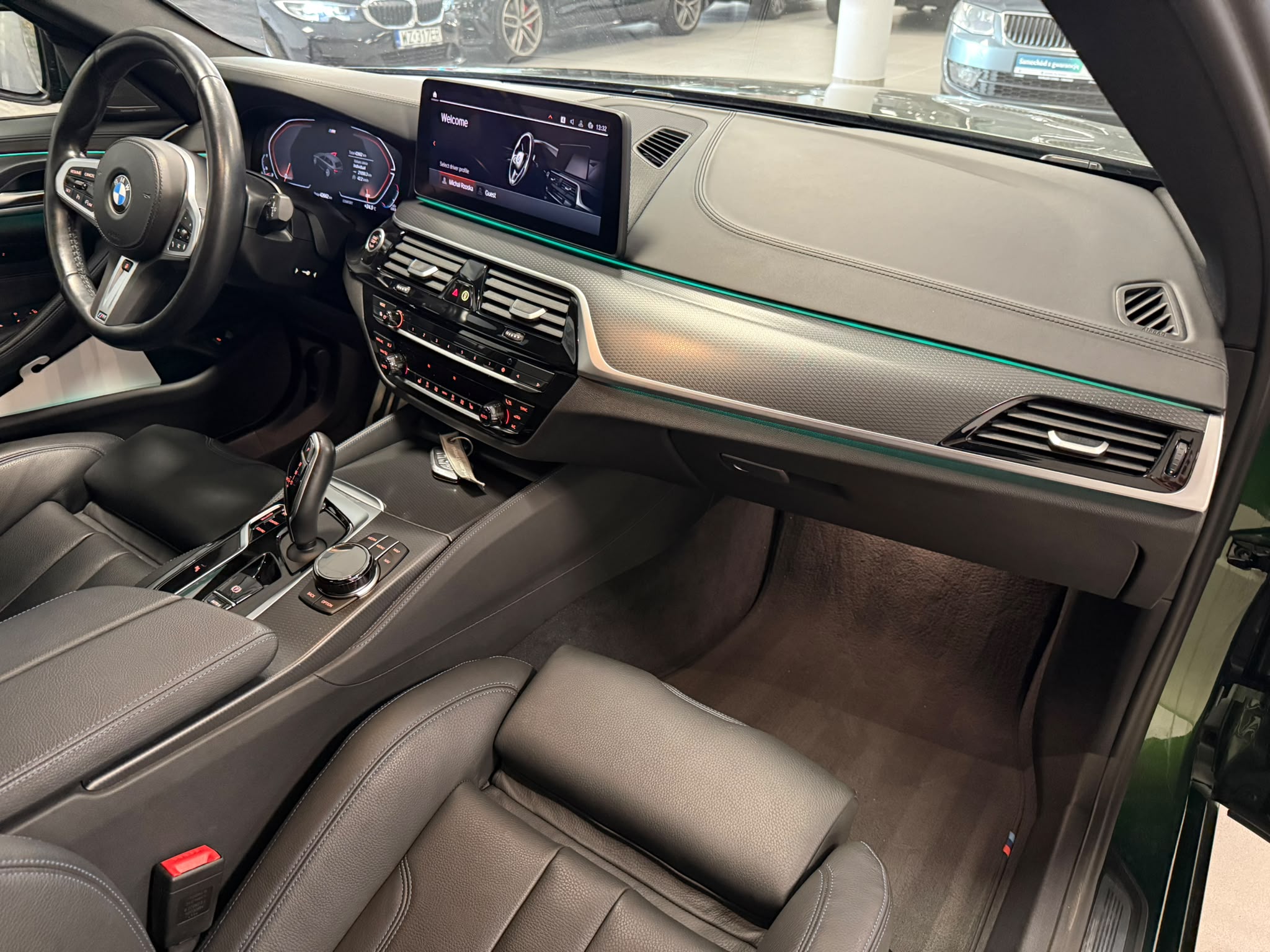 BMW Seria 5 2023 - zdjęcie 9