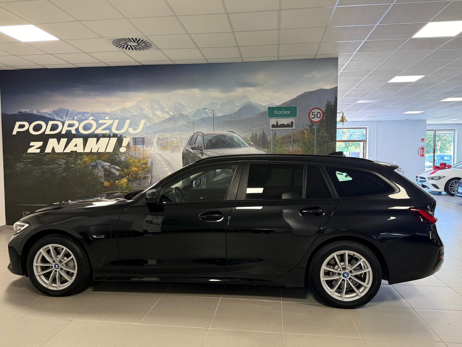 BMW Seria 3 2021 - zdjęcie 5