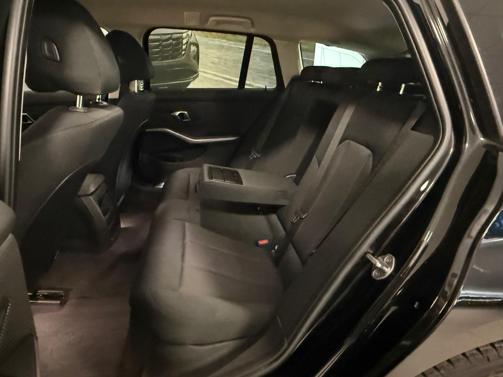 BMW Seria 3 2021 - zdjęcie 41