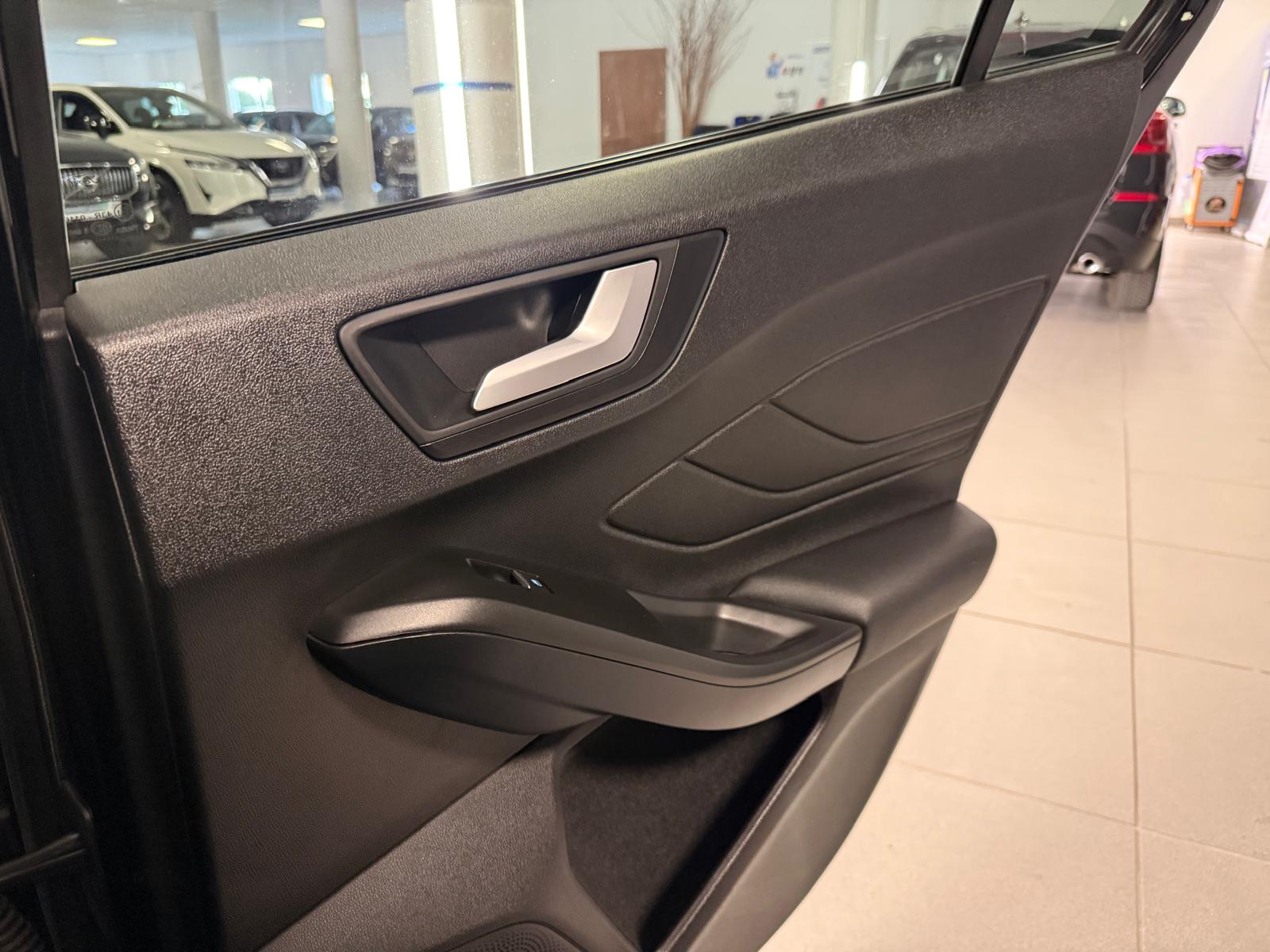 Ford FOCUS 2020 - zdjęcie 37