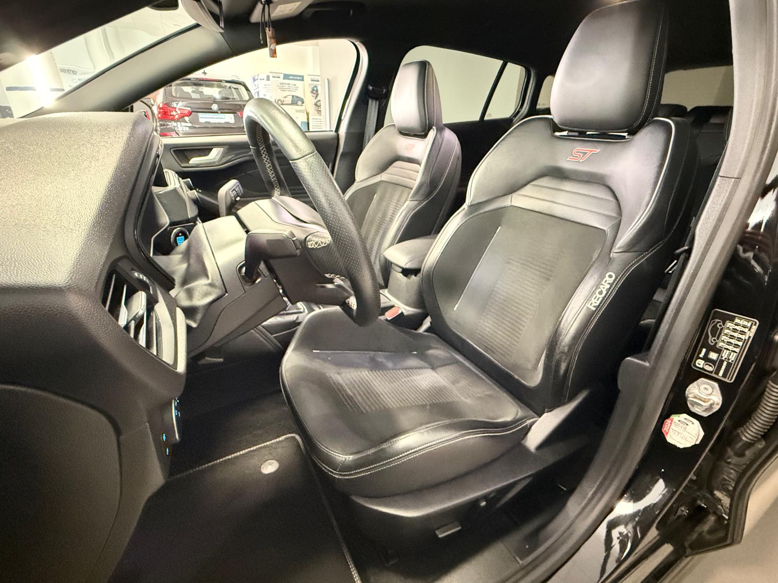 Ford FOCUS 2020 - zdjęcie 16