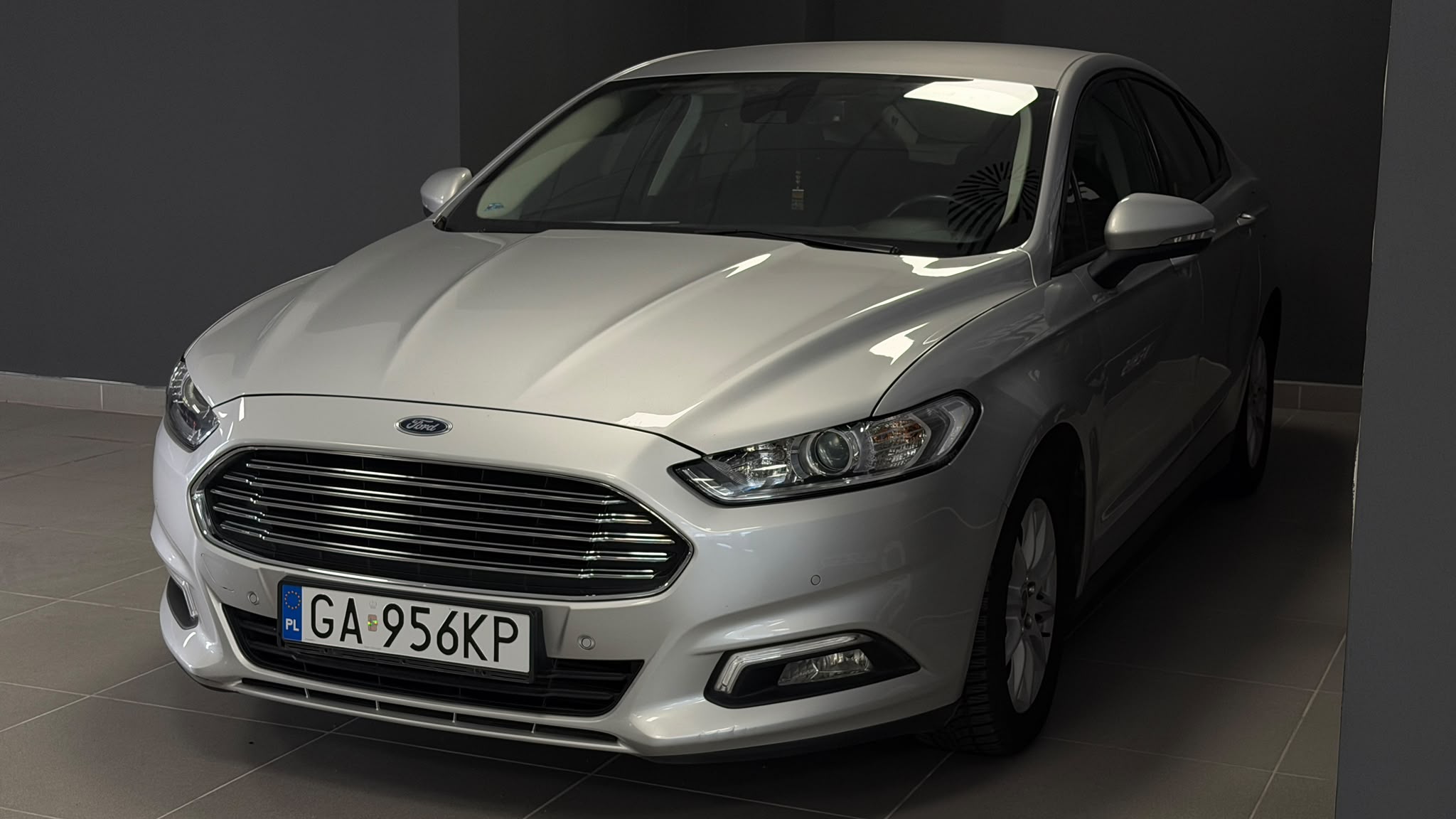 Ford Mondeo 2018 - zdjęcie 3