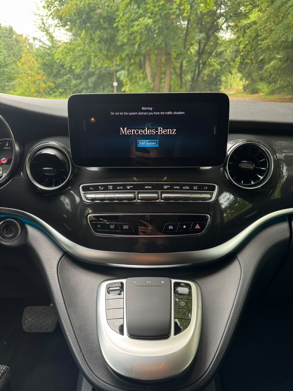 Mercedes-Benz Klasa V 2022 - zdjęcie 13