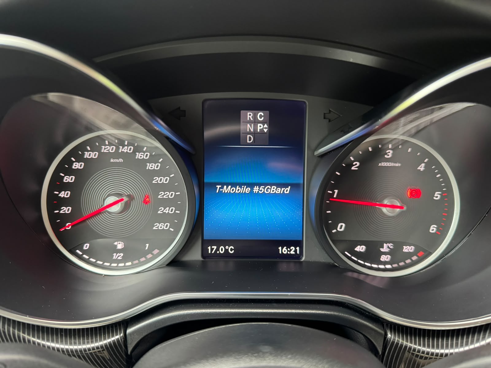 Mercedes-Benz Klasa V 2022 - zdjęcie 11