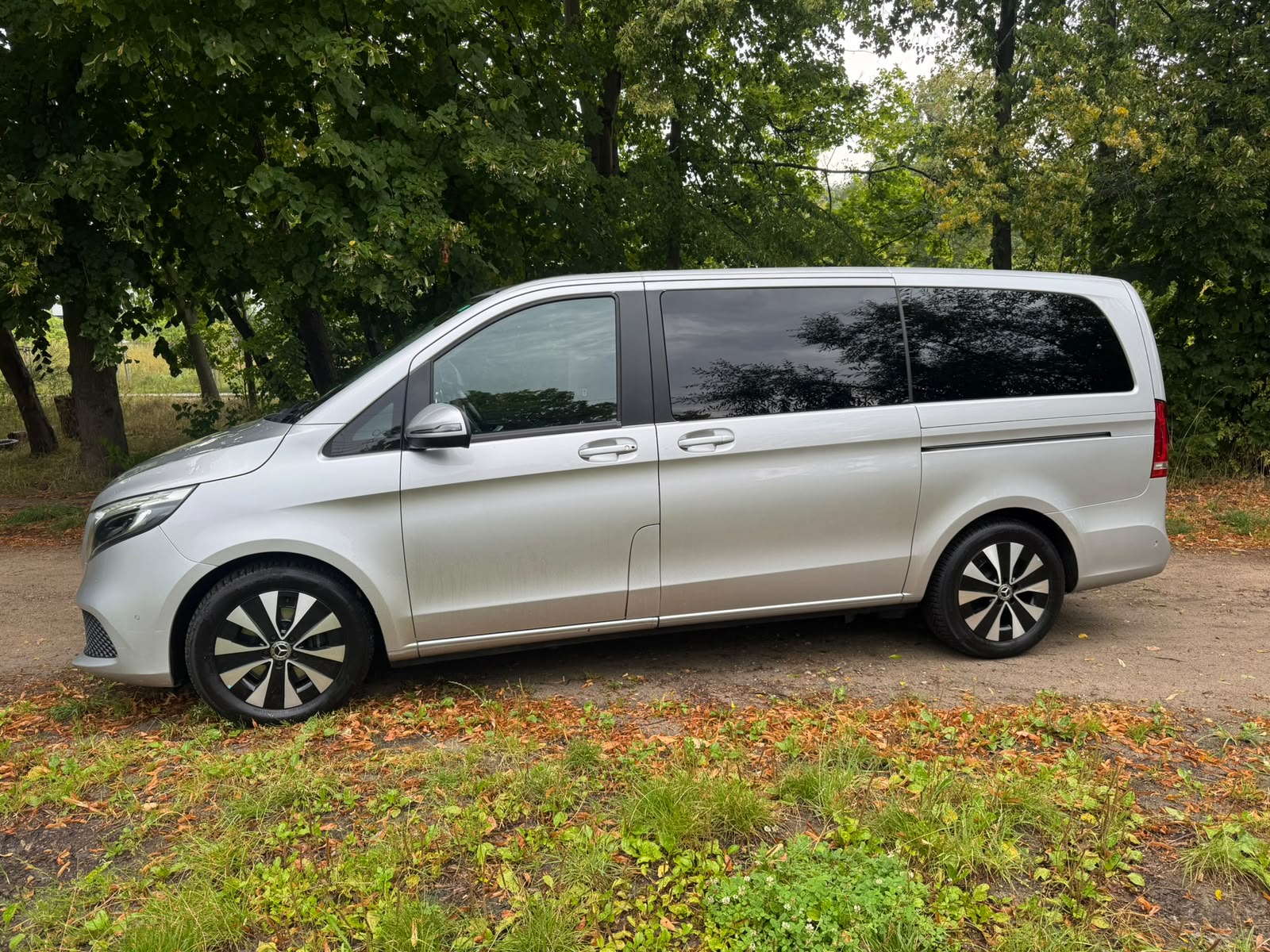 Mercedes-Benz Klasa V 2022 - zdjęcie 3